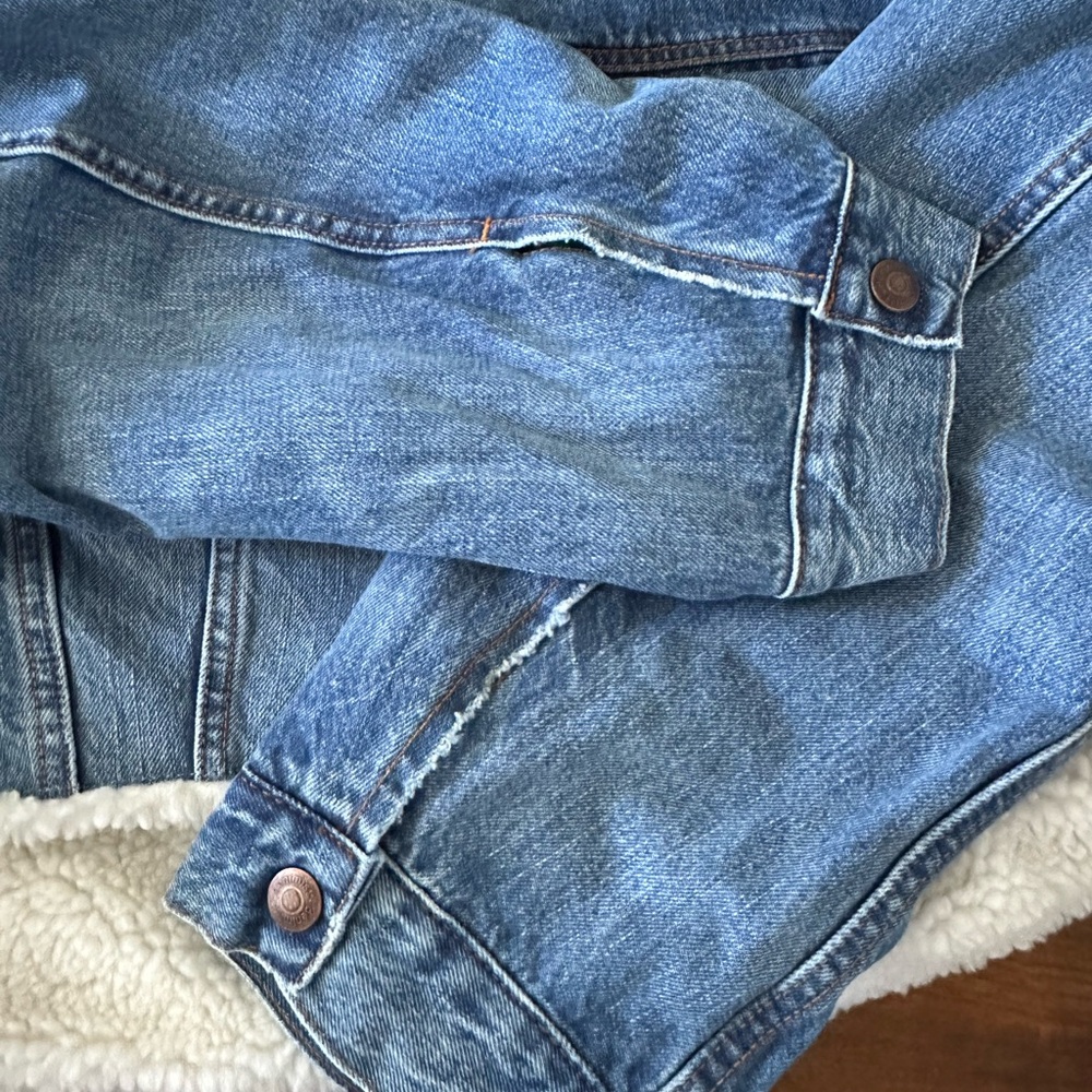 Anthropologie Denimist Blue Denim Cropped‎ Boxy Jacket with Sherpa lining size L - Picture 8 of 8